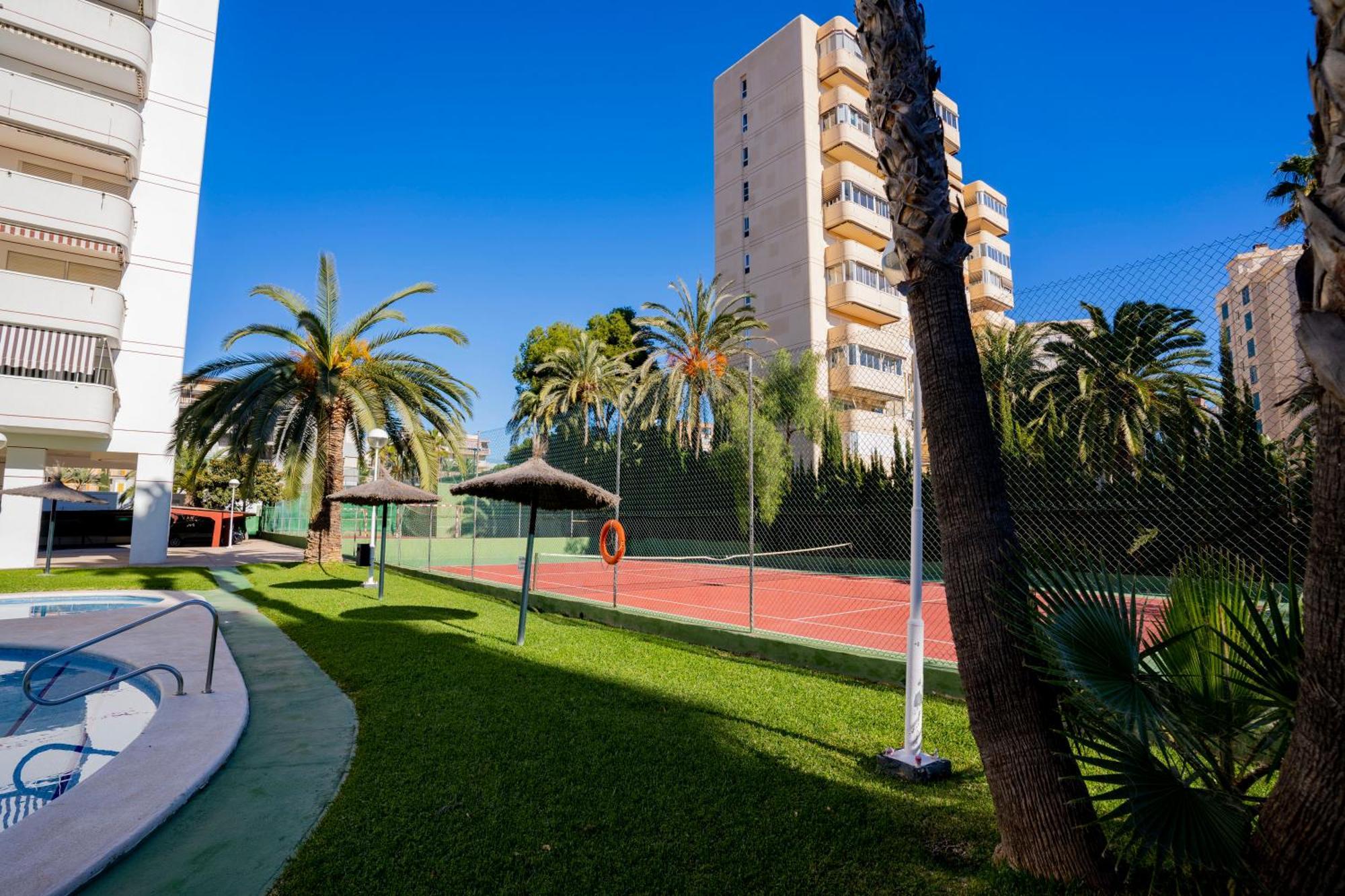 Apartamento Faro Blanco Alicante Eksteriør bilde